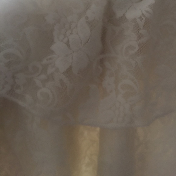 Cable & Gauge multi way lacy top - Picture 5 of 6