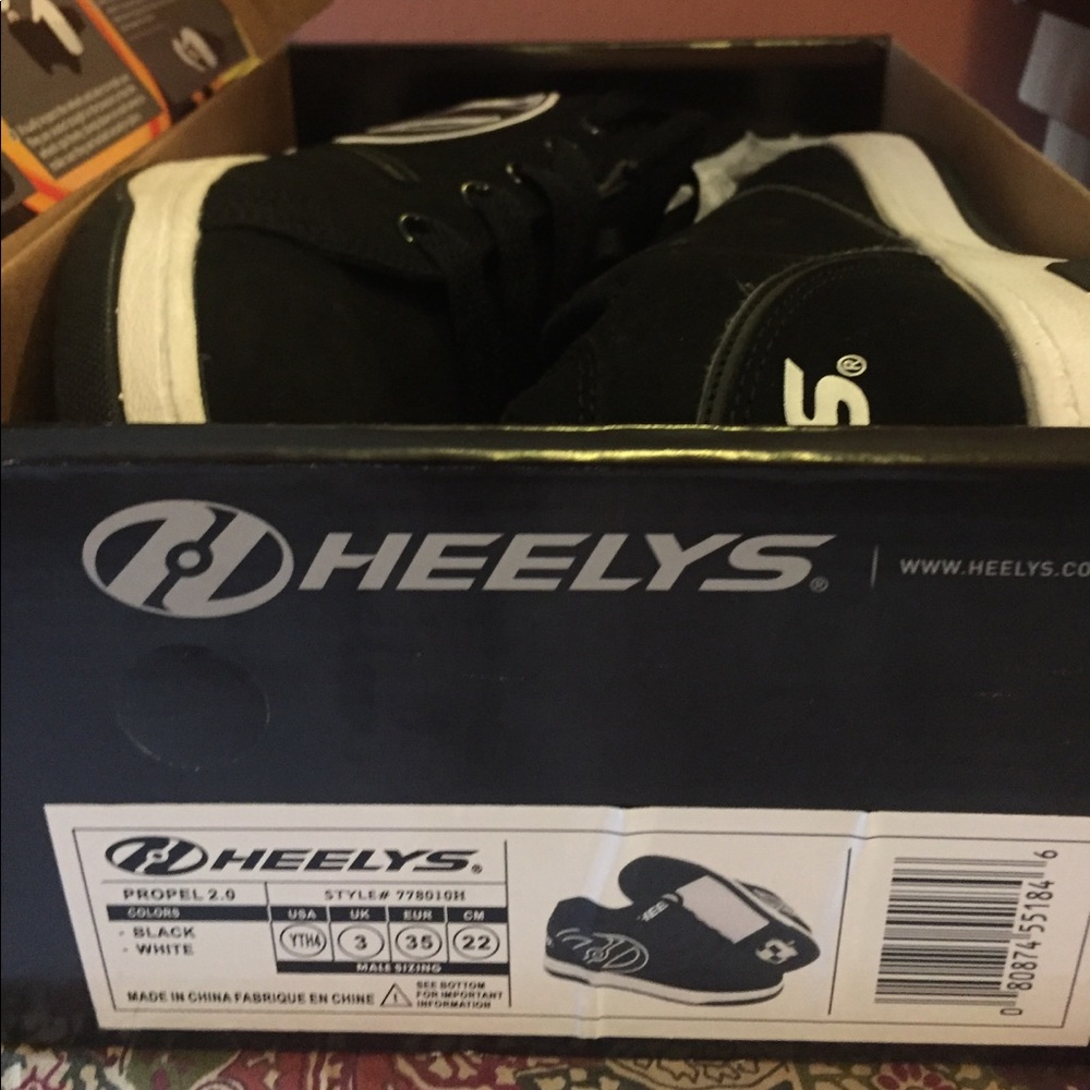 Boys heelys sneakers