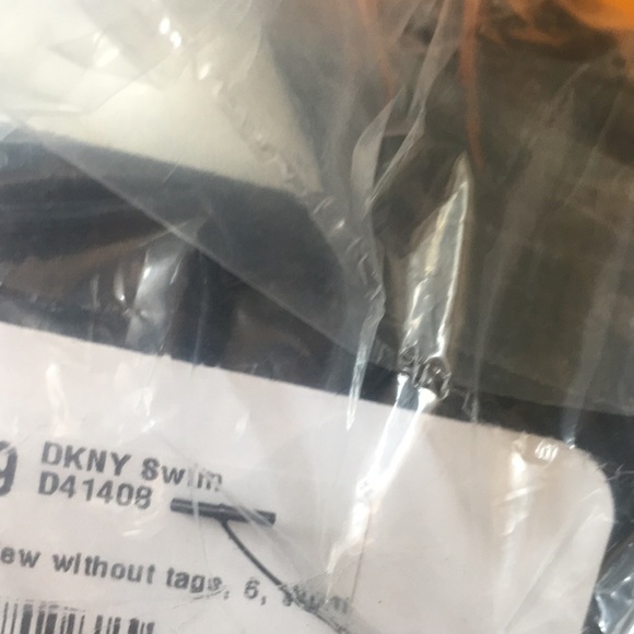 30% OFF DKNY CURRANT A LISTER BANDEAU Swimsuit - Picture 4 of 8