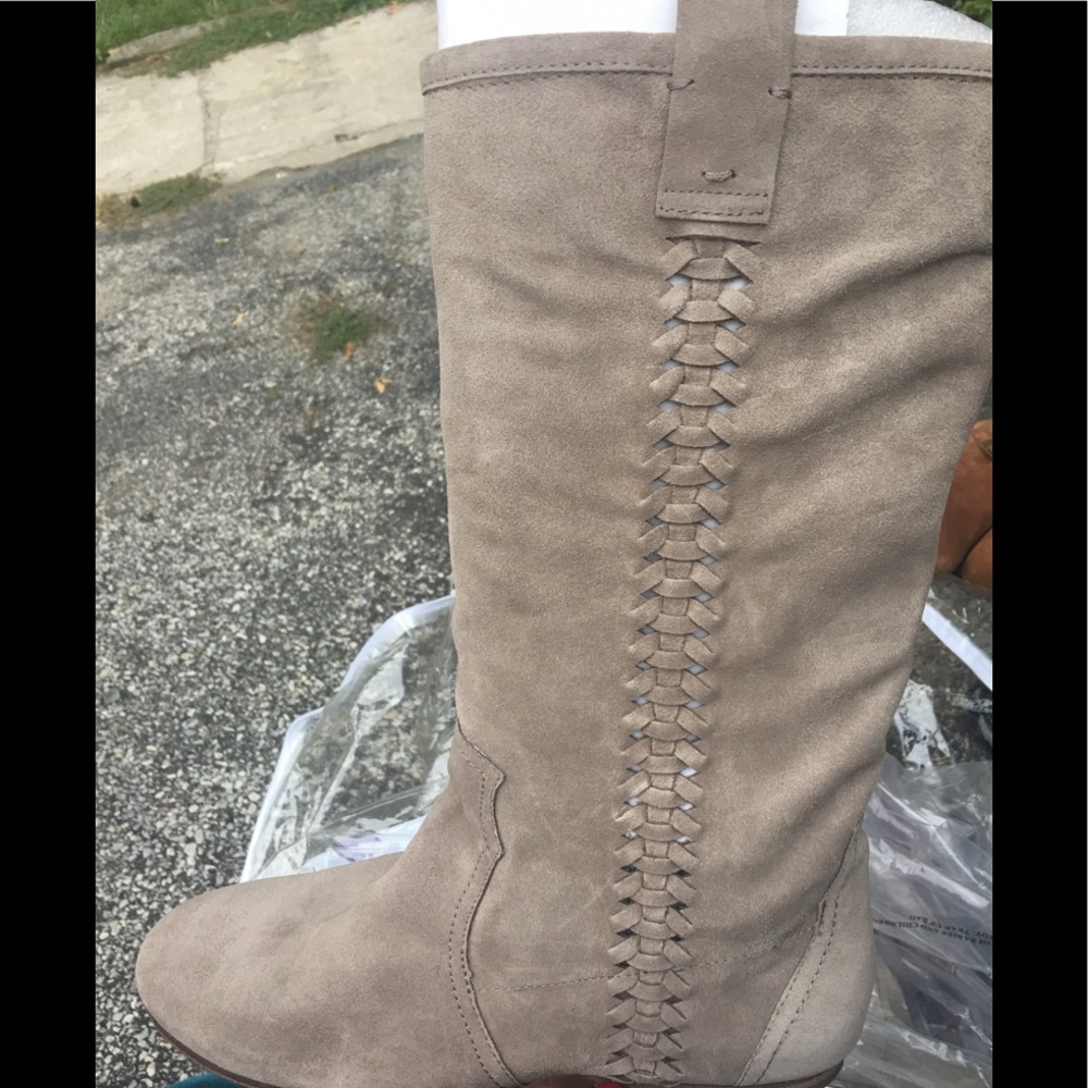 Never worn, Nine West boots 9.5M