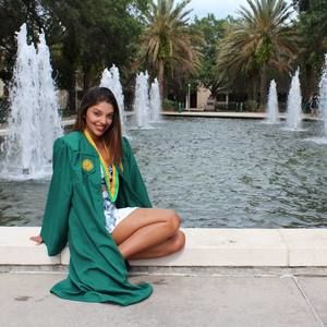 Meet your Posher, Ana