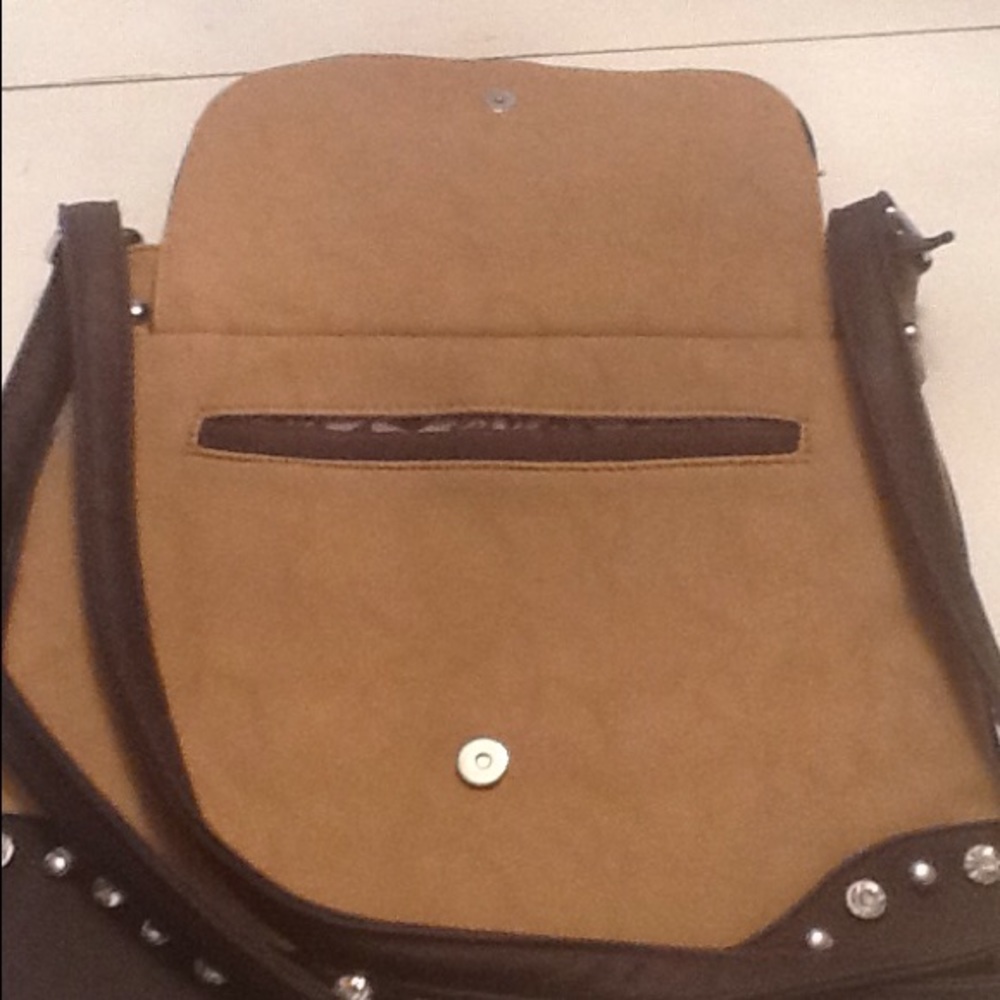 Handbag - Picture 2 of 3