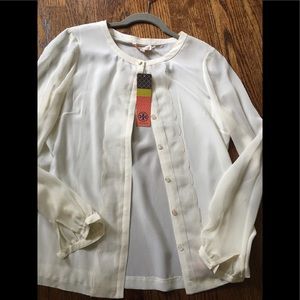 Gorgeous Tory Burch silk blouse!