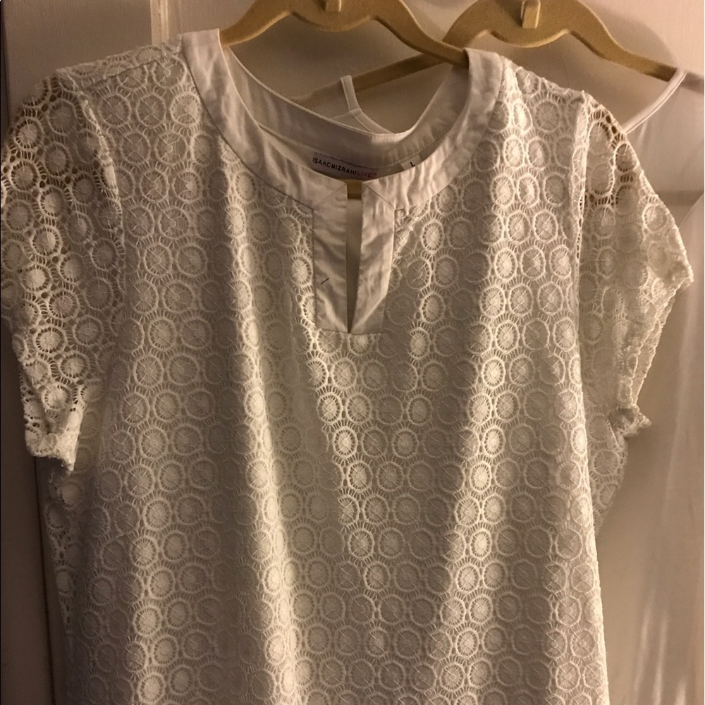 Isaac Mizrahi Short sleeve stretch lace dress.