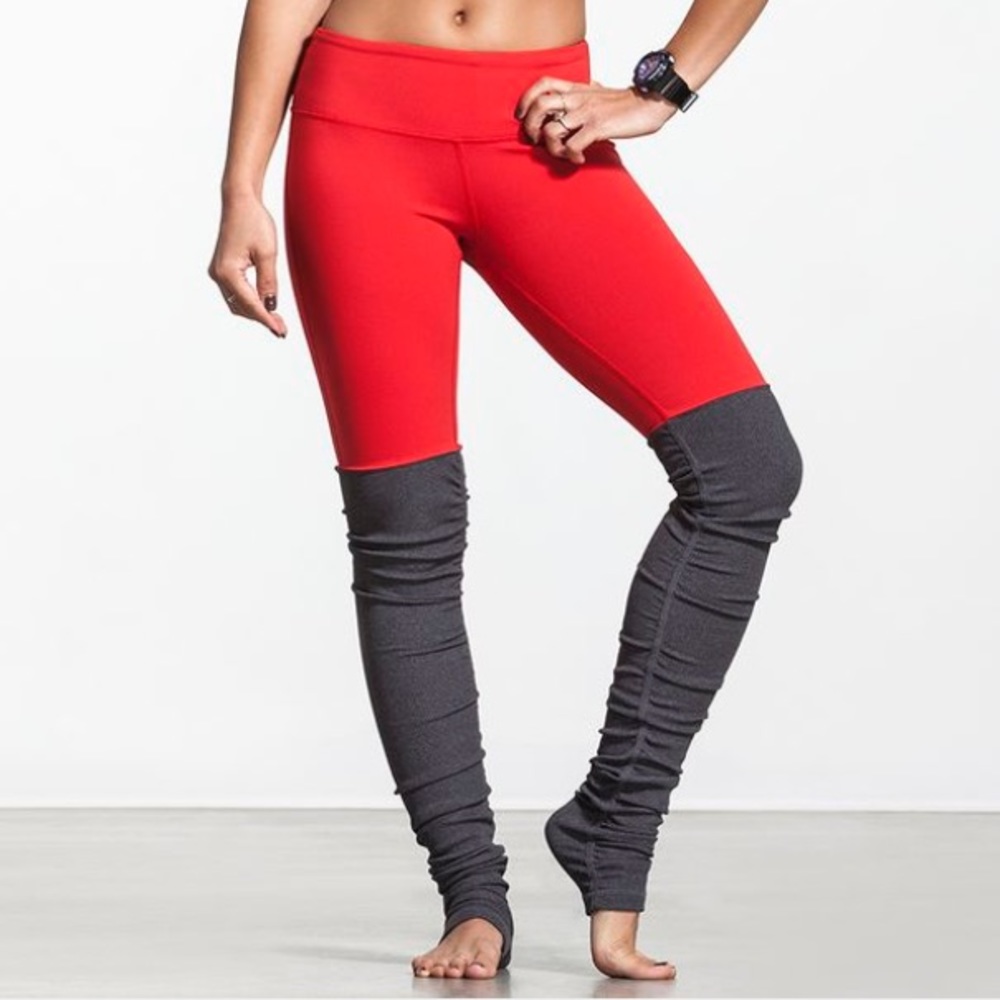 Alo Yoga Goddess Legging in Red/Gray