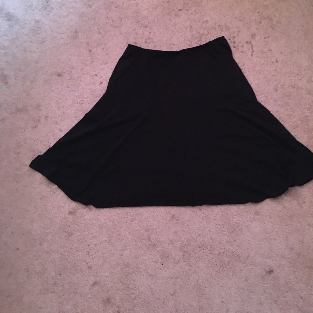 Black skirt