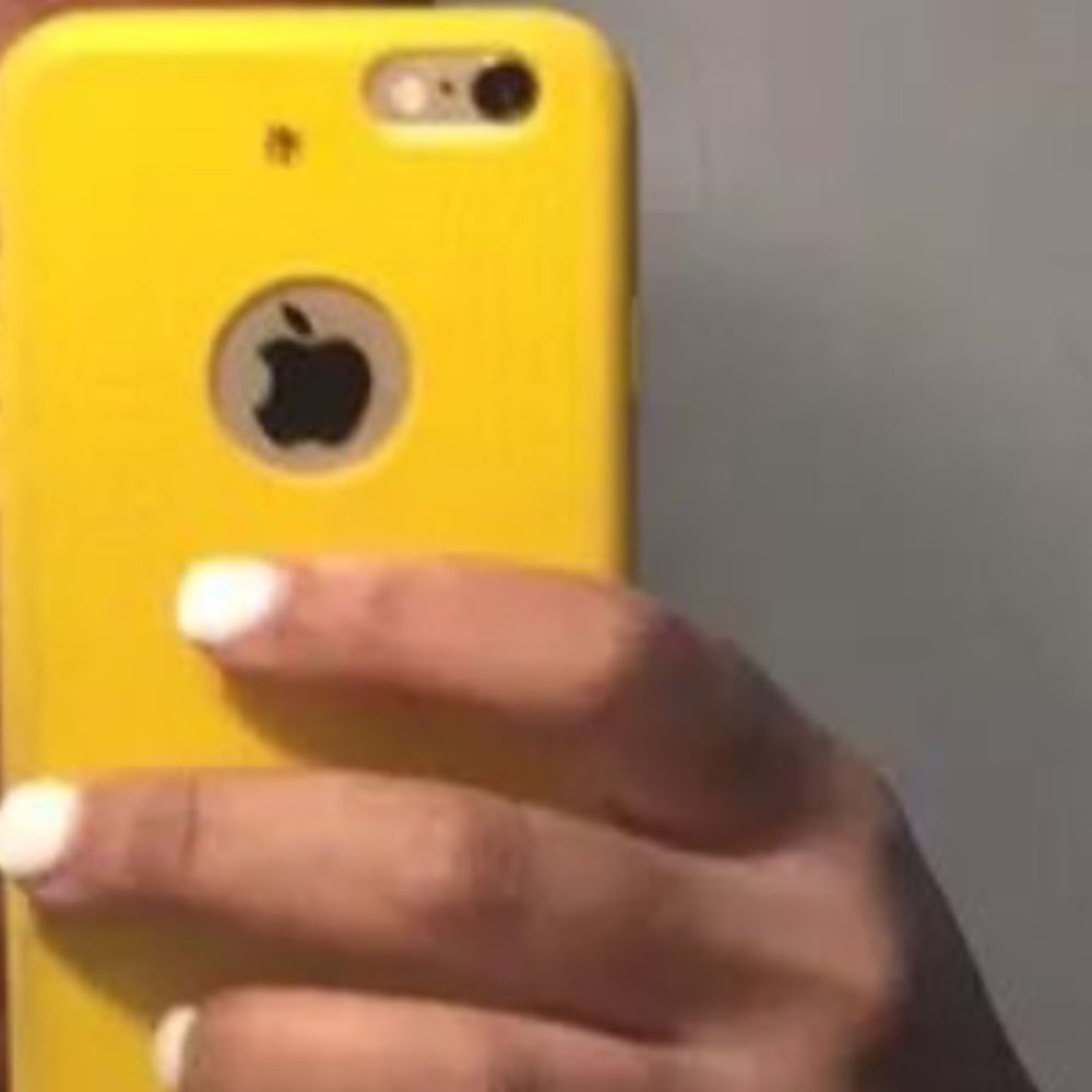 IPHONE 6 170$ good condition no cracksT-Mobile