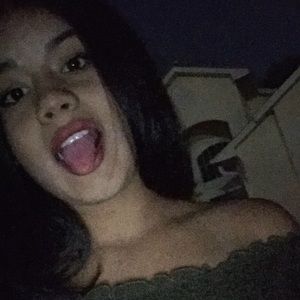 Meet your Posher, Isabel