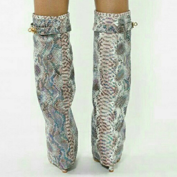 FIRM!LAST PR Snake Print Foldover Wedge Heel Boots - Picture 2 of 6