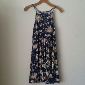 American Eagle Sleeveless Floral Dress