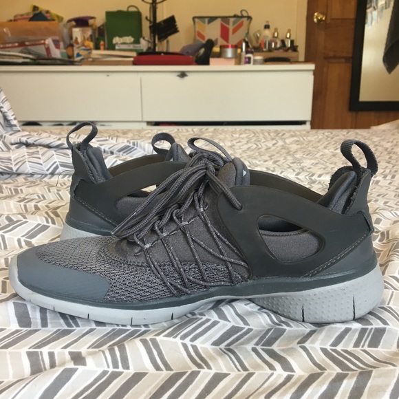 Nike Free Viritous Training Shoe - Picture 3 of 4