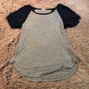 Splendid-M- baseball tee