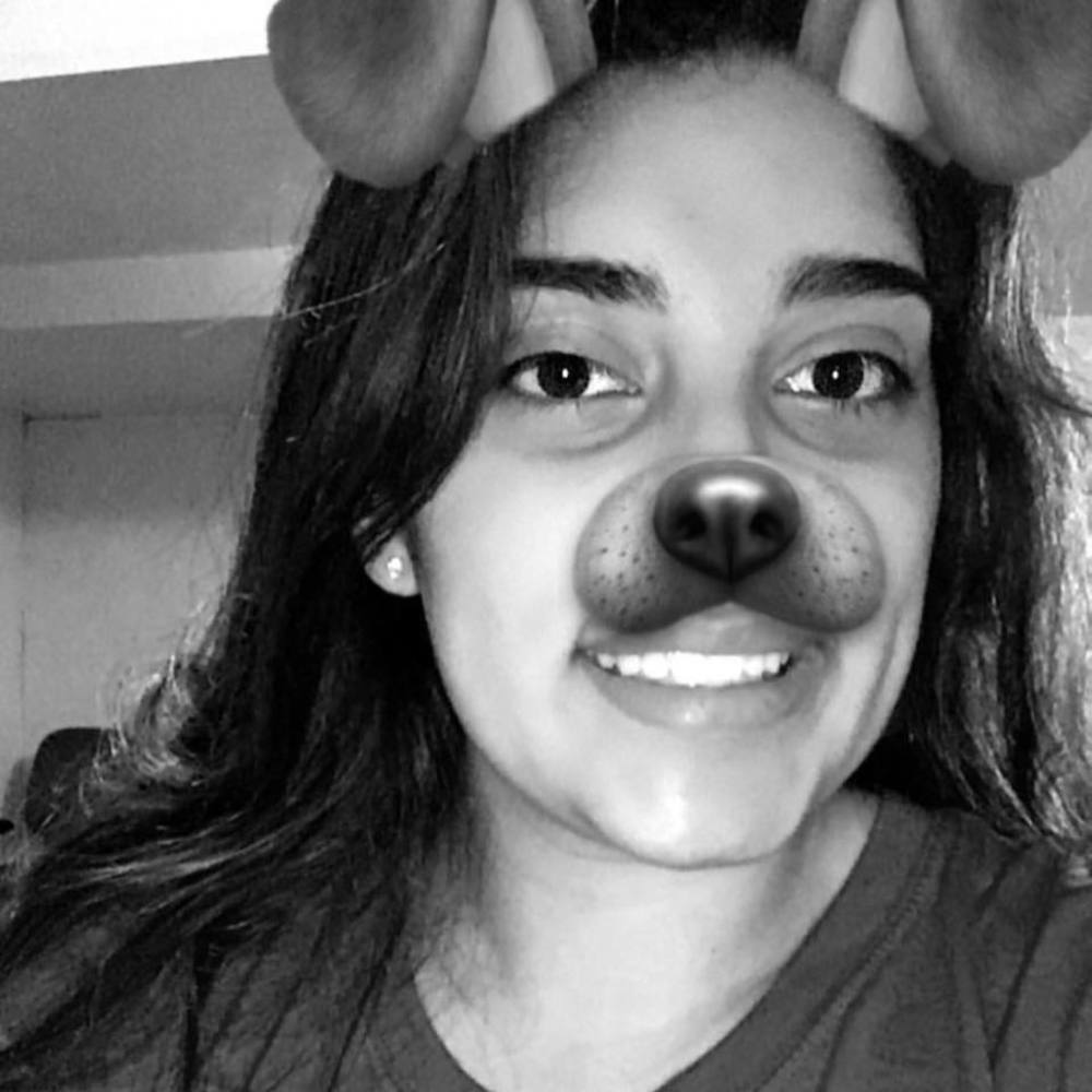 Meet your Posher, Alejandra