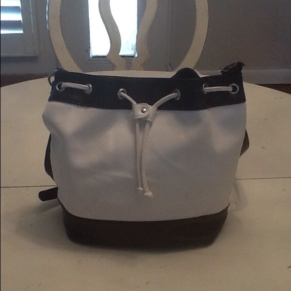 Handbag - Picture 2 of 2