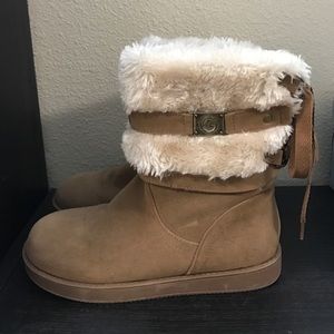 Tan Guess boots