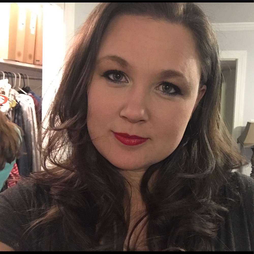 Meet your Posher, Kelly
