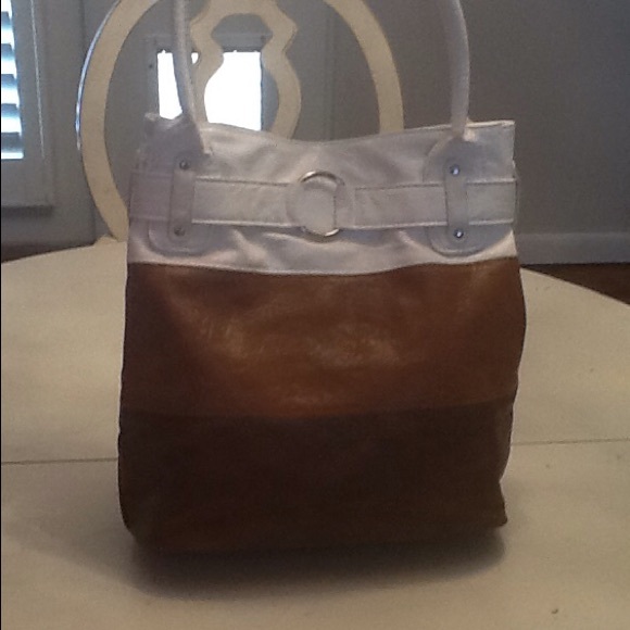 Handbag - Picture 3 of 3