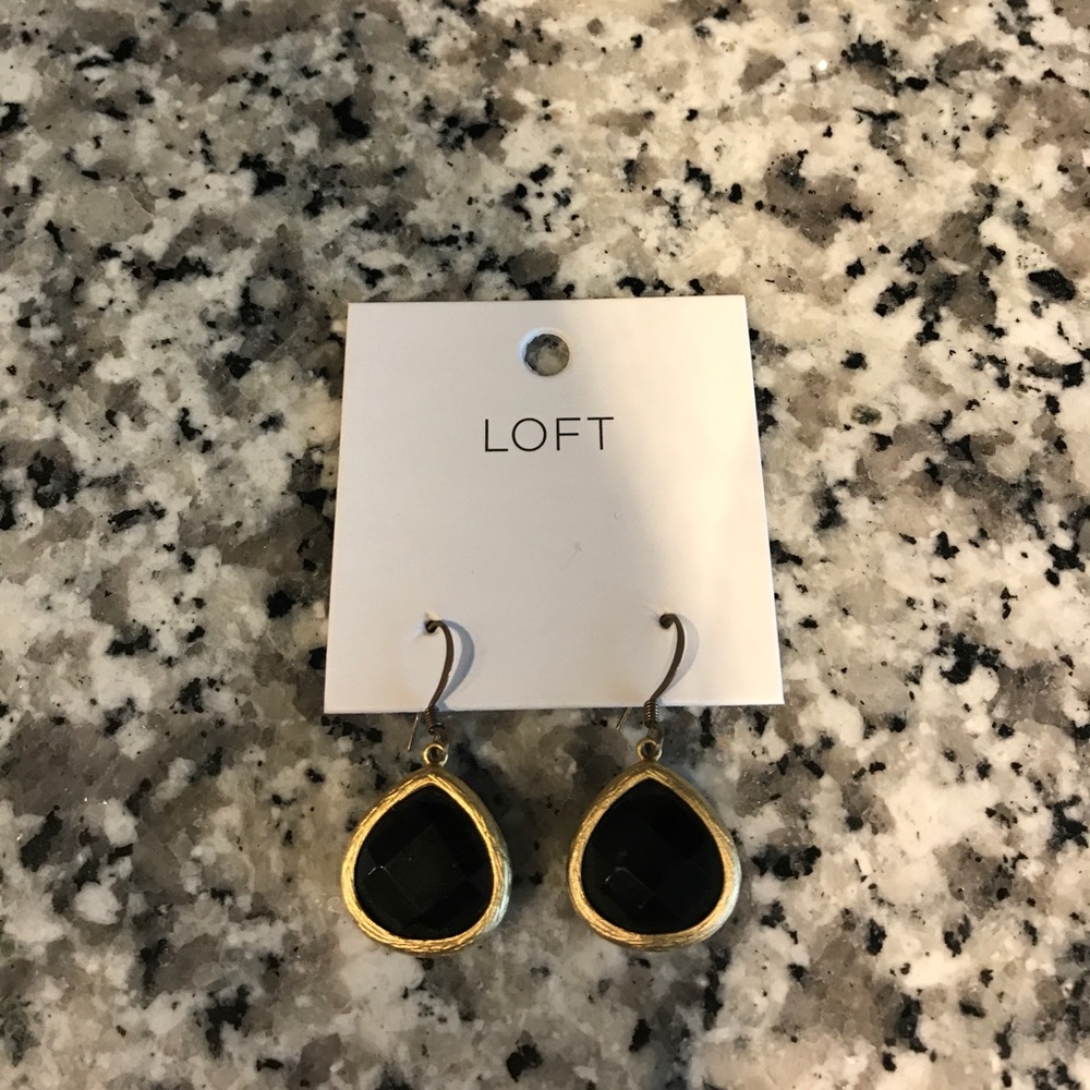 NWT LOFT BLACK & GOLD TEAR DROP EARRINGS