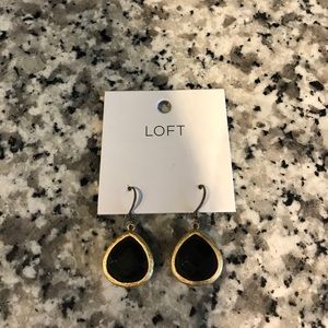 NWT LOFT BLACK & GOLD TEAR DROP EARRINGS