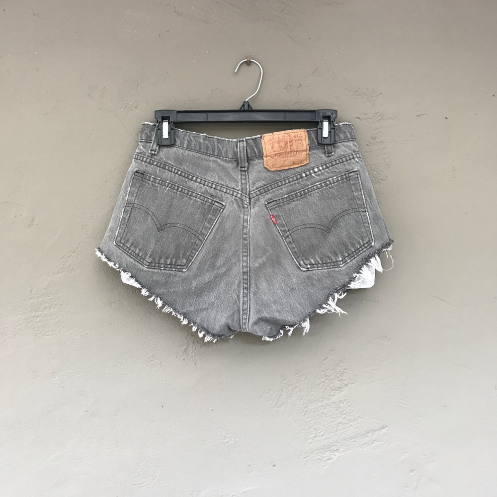 UO Levi's Denim Vintage Frayed Cheeky Shorts
