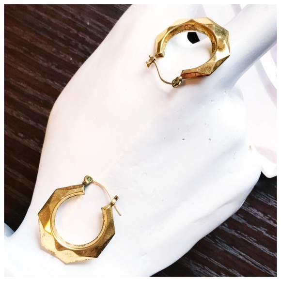 . {VINTAGE} Creole hoop earrings EUC hexagon - Picture 1 of 8