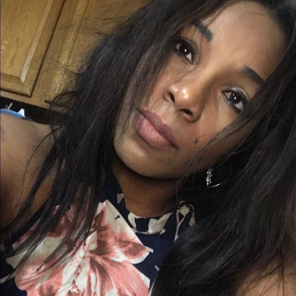 Meet your Posher, Michelle