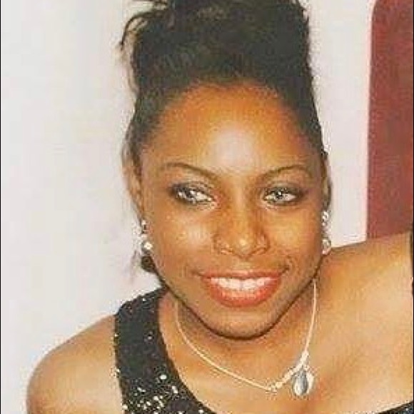 Meet your Posher, Michelle - Picture 3 of 3