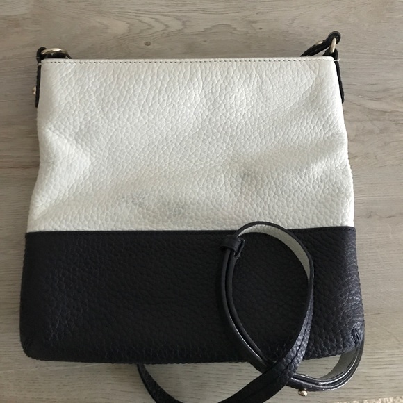 Navy and white Kate Spade side bag - Picture 2 of 4