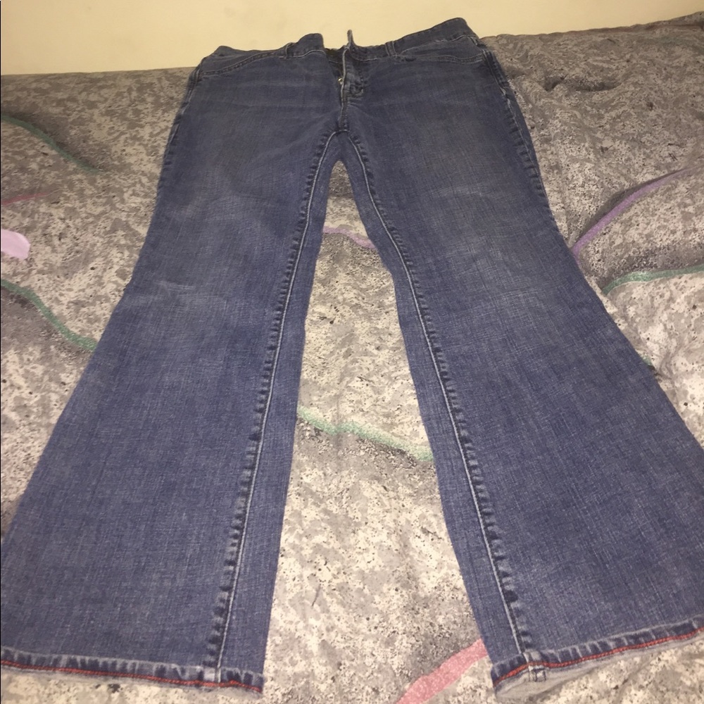 Low cut jeans