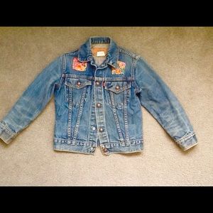 Vintage 1979 embroidered Levi's jean jacket