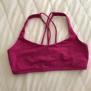 Lululemon sports bra