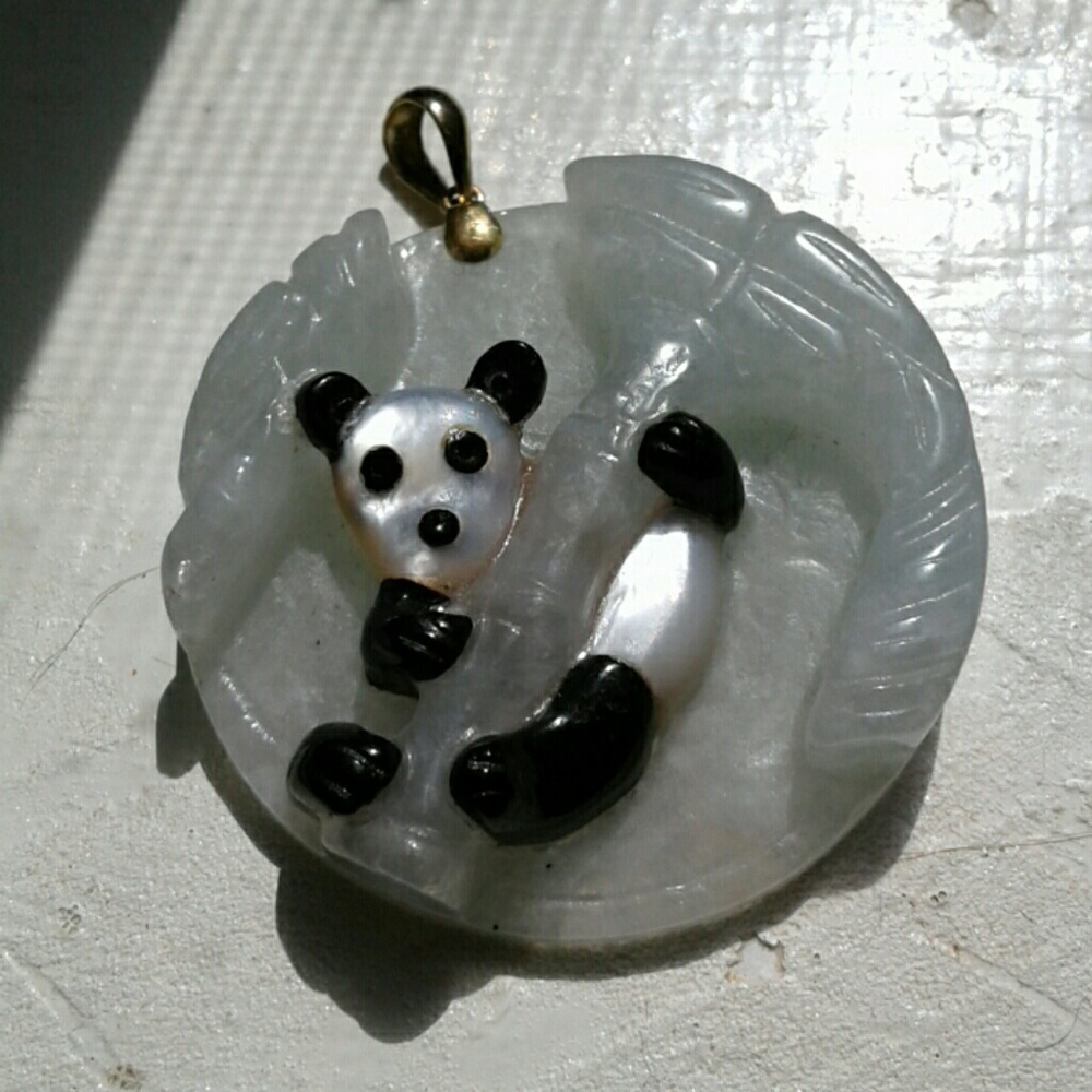 Genuine jade, Oryx, mop pendant
