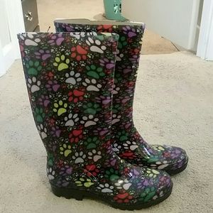 Paw Print Rain Boots