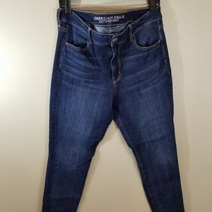 American Eagle Hi-Rise Jegging
