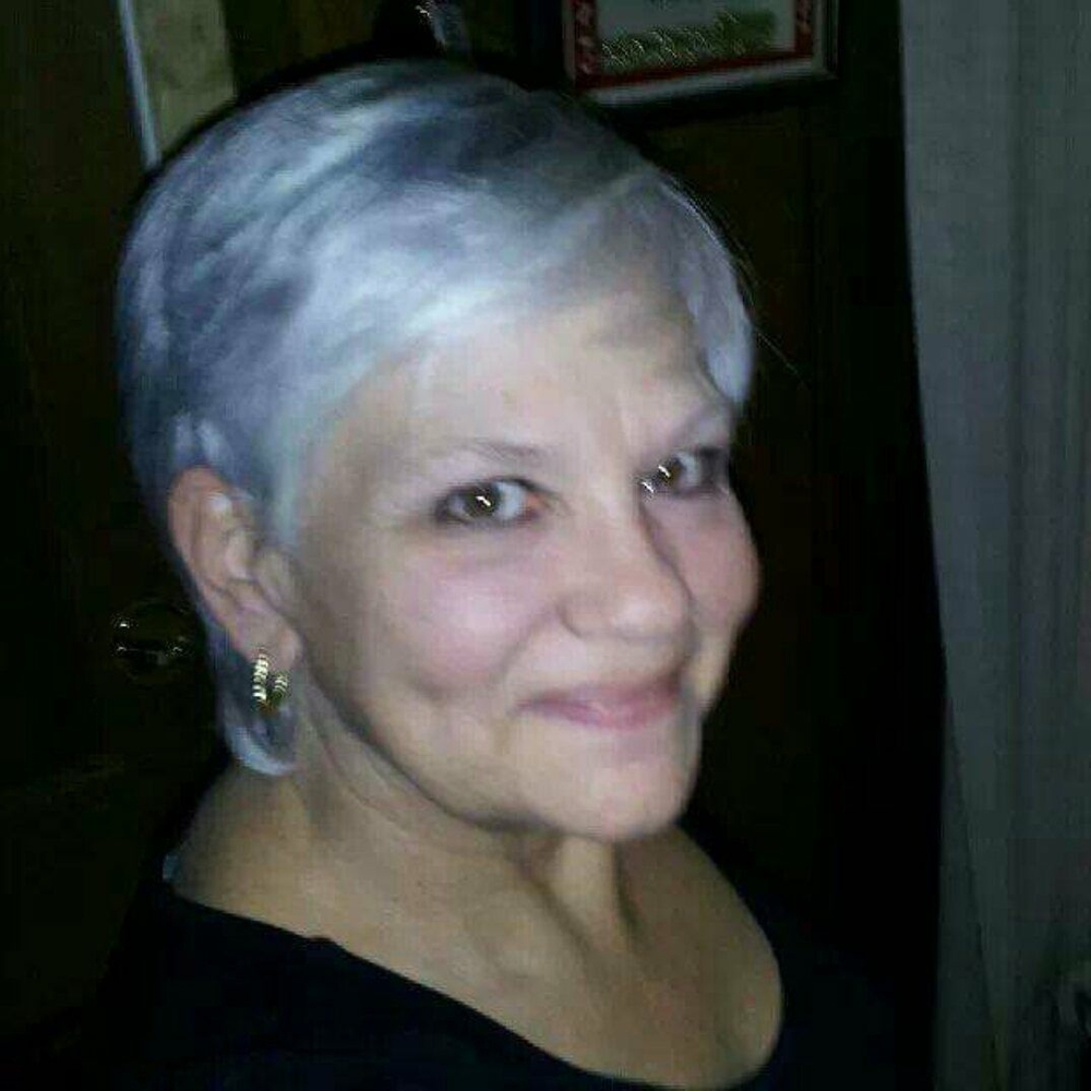 Meet your Posher, Denise