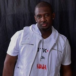 Meet your Posher, Kenson