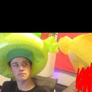 Meet your Posher, Jaylynn