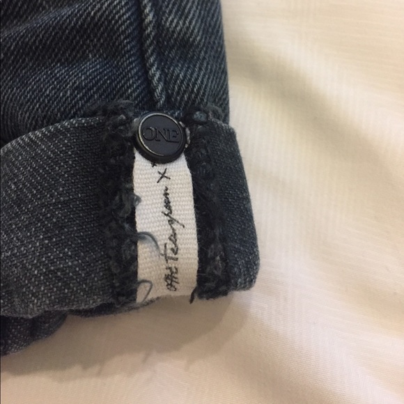 One Teaspoon Bandit Distressed Roll Up Denim Short - Picture 5 of 6