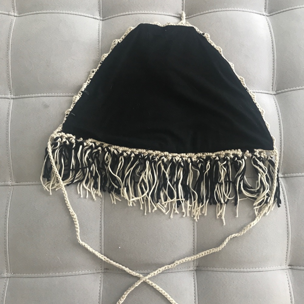 Urban crochet crop top - Picture 2 of 2