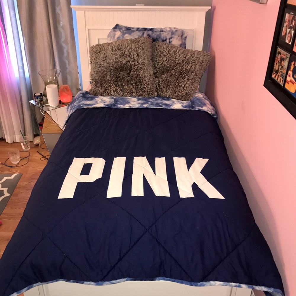 Victoria's Secret PINK Tie Dye Bedding