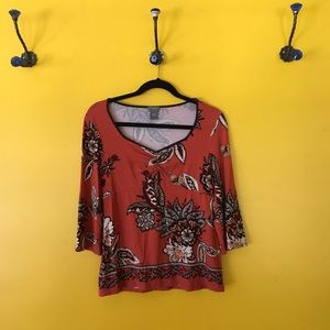 Ann Taylor 3/4 sleeve v-neck paisley print top