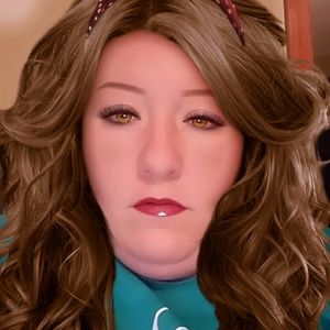 Meet your Posher, Jaclyn