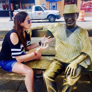 Meet your Posher, Pamela