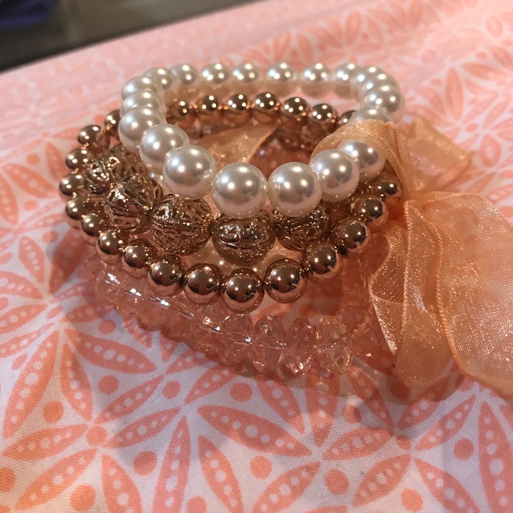 Bracelet - Picture 3 of 3