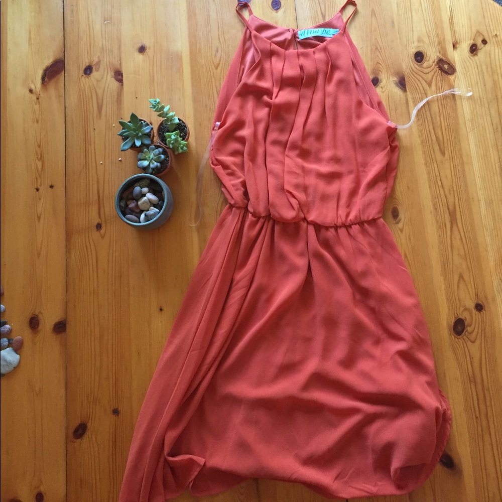 Orange chic knee-length dress