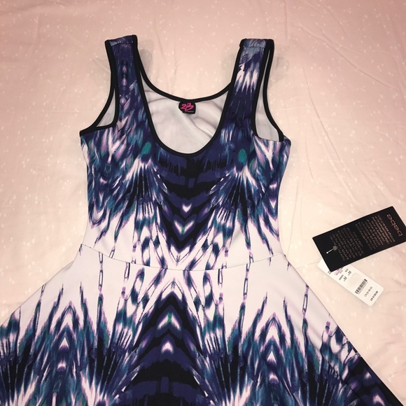 💙FINAL PRICE💙BEBE DRESS💙 - Picture 4 of 5