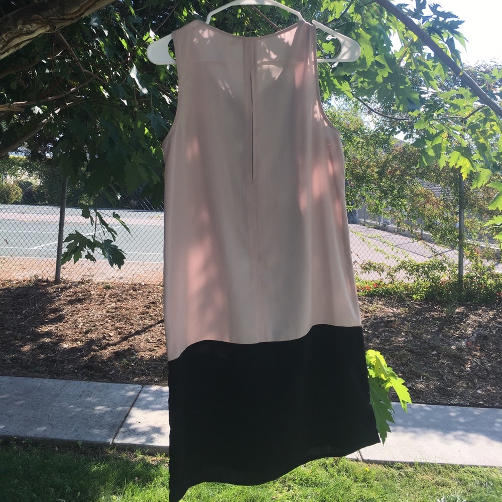 LUSH size S cute color block dress SALE 💫 - Picture 2 of 3