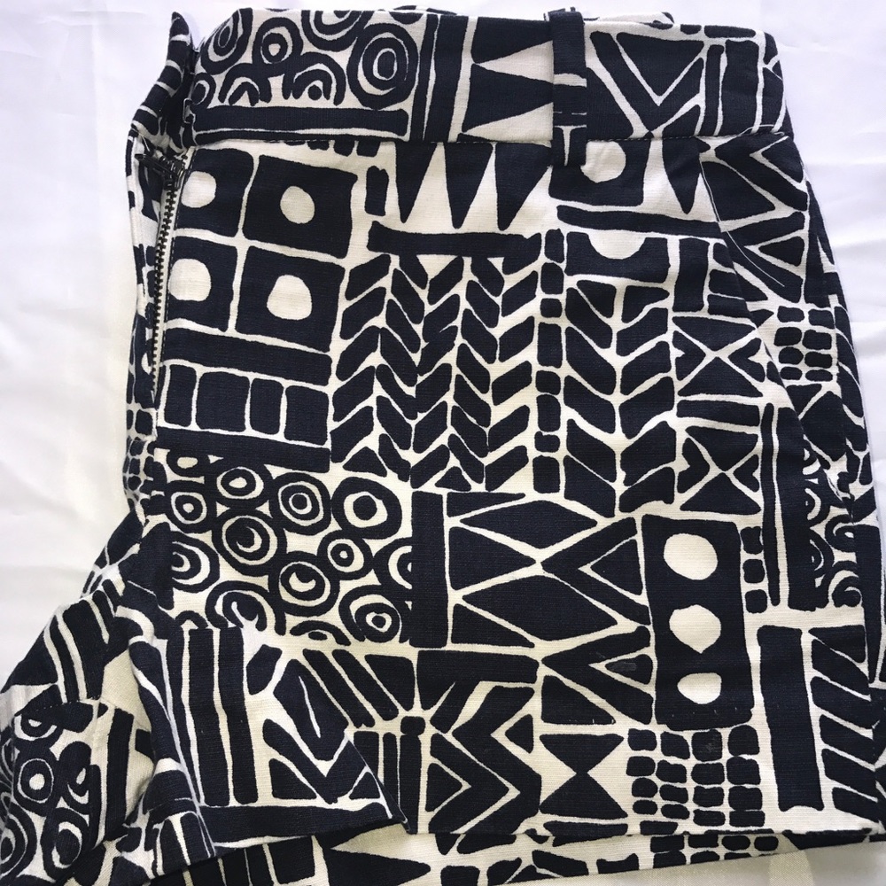 J.CREW navy blue Aztec print shorts size 6