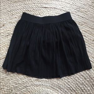 BCBG Mazazria Kaysa skirt- black size S