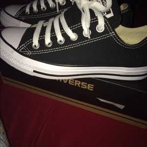 black & white converse